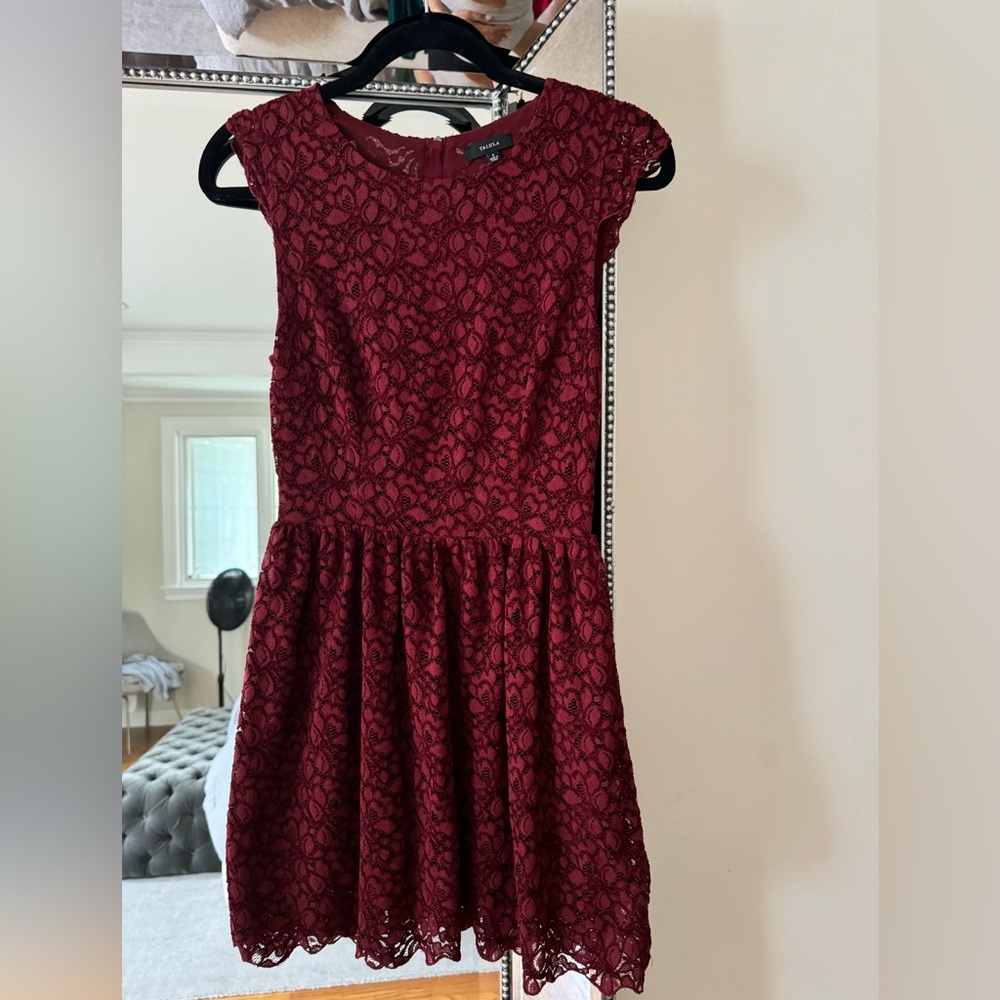 Talula | Lace Dress - Burgundy